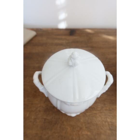 Set of 2 Vintage Japan Porcelain Lidded Canisters Sugar Dish Biscuit Jars - Picture 9 of 11